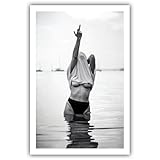 Acqooeakt Vintage-Wandkunst, feministische Frauen-Poster, sexy Frau im See,...